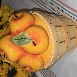 Cracker Barrel Farmers Market Ceramic Apples & Peaches Canister / Cookie Jar